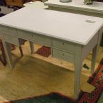 401 4529 WRITING DESK